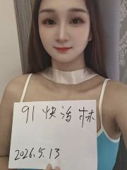 颜值与爱并存的甜系少女
